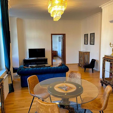 Karlsbad Prestige Apartment Luaran gambar