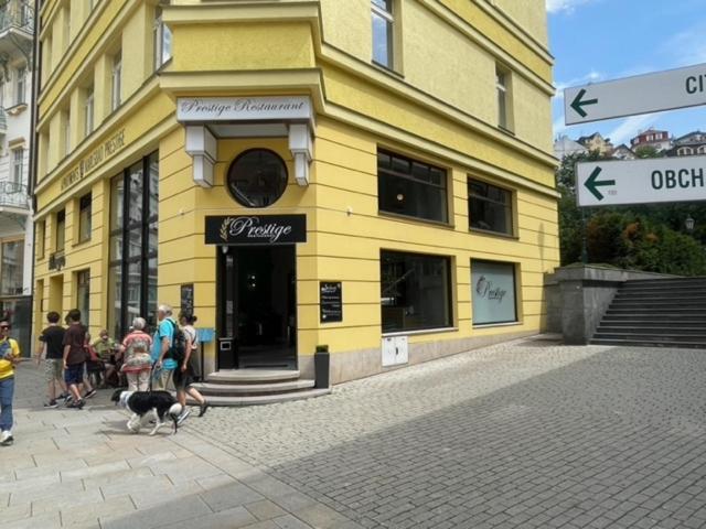 Karlsbad Prestige Apartment Luaran gambar