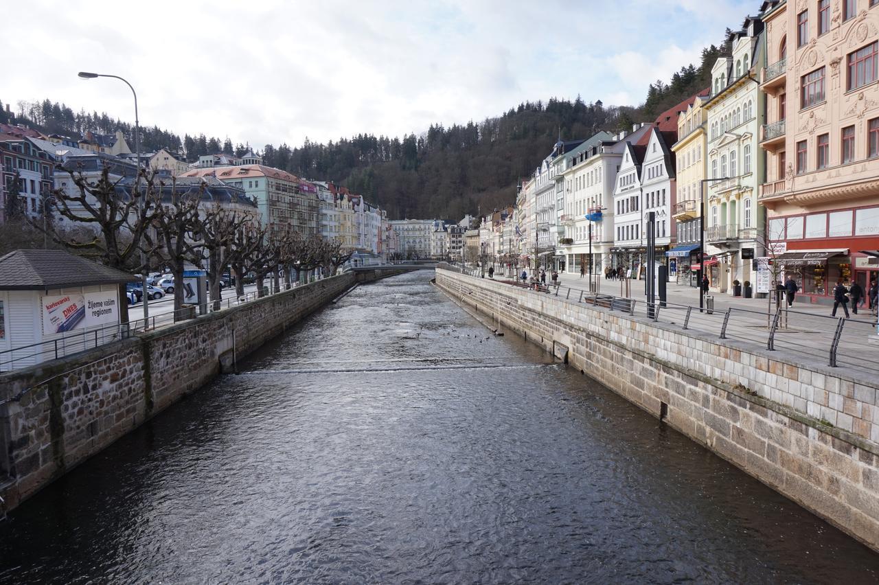 Karlsbad Prestige Apartment Luaran gambar